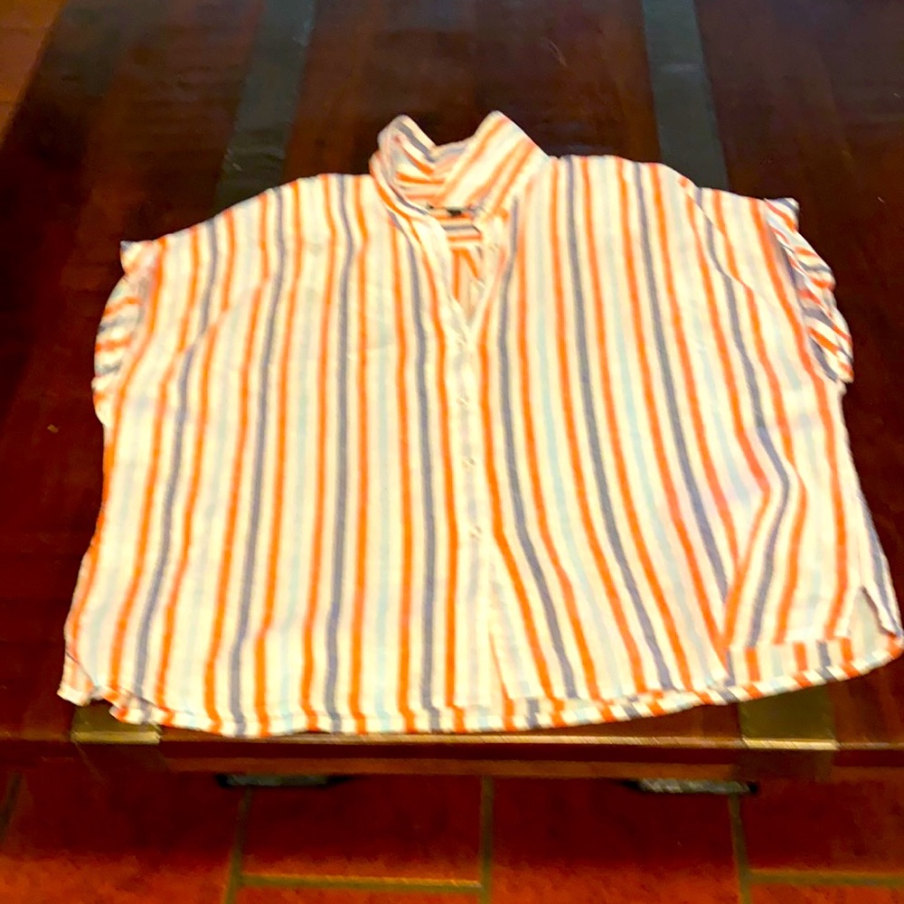 Banana Republic women’s button up top